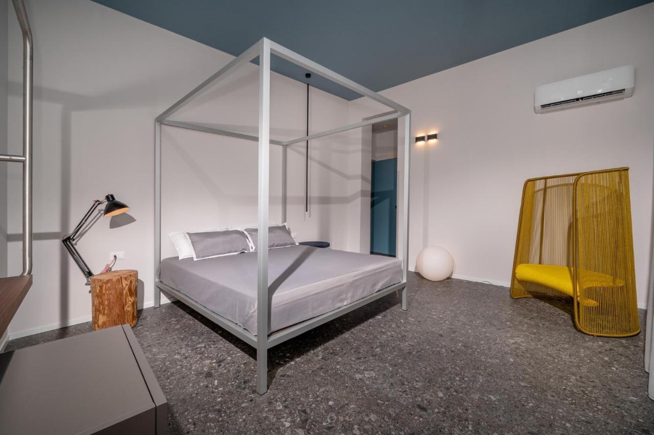 Bed 10.5 - Design Suite กัสเตลลัมมาเร เดล โกลโฟ ภายนอก รูปภาพ