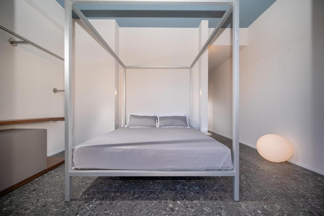 Bed 10.5 - Design Suite กัสเตลลัมมาเร เดล โกลโฟ ภายนอก รูปภาพ