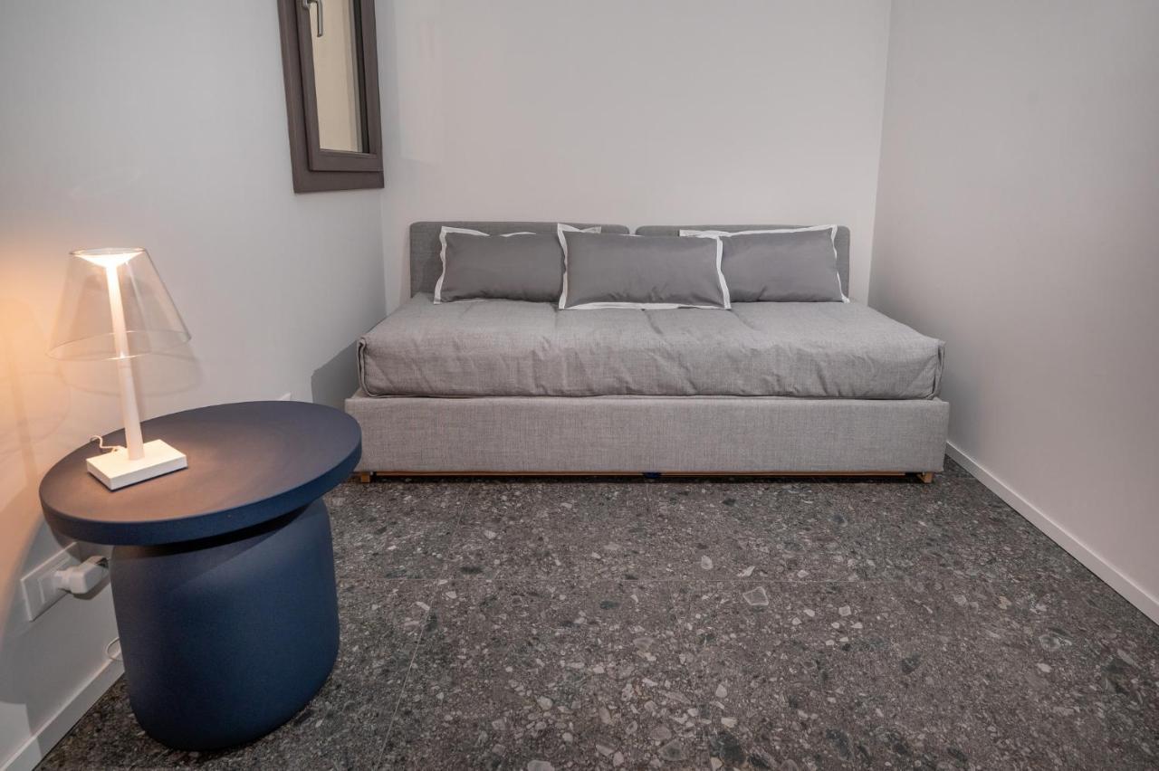 Bed 10.5 - Design Suite กัสเตลลัมมาเร เดล โกลโฟ ภายนอก รูปภาพ